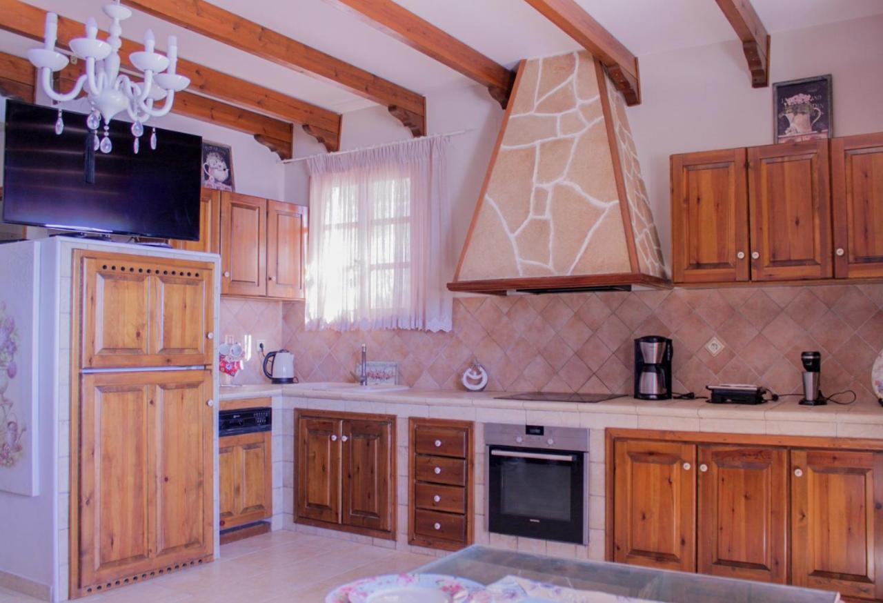 Villa Limnioni أرخانجلوس المظهر الخارجي الصورة